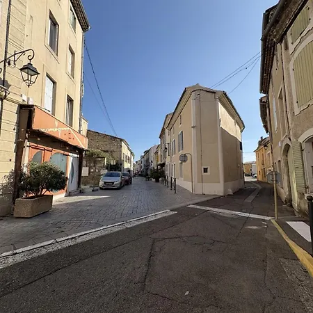 Les Henrions アパート ピエールラット