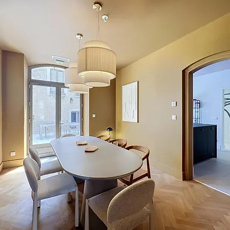 Les Henrions Apartment Pierrelatte